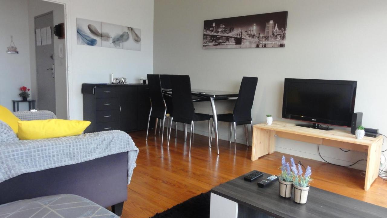 La Dolce Vita -T2 52M2- Dernier Etage- Terrasse-Parking-Wifi Fibre Apartment Tarbes Bagian luar foto